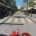 In 38316 * 比比翁